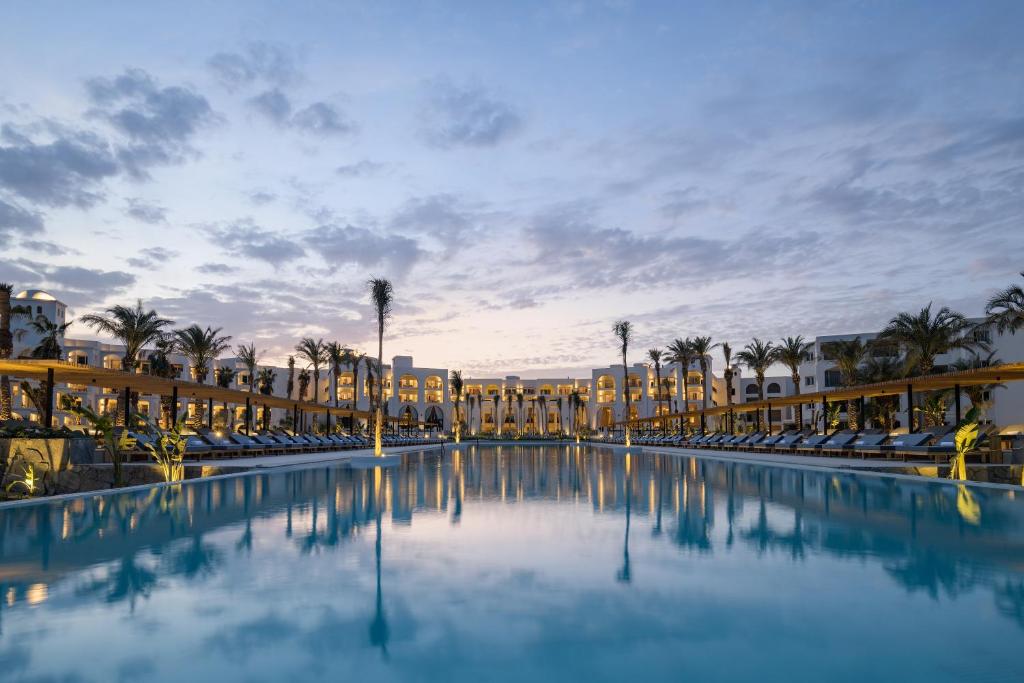Nile ConciergeSerry Beach Resort