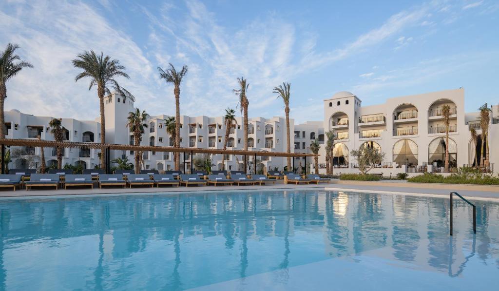 Nile ConciergeSerry Beach Resort